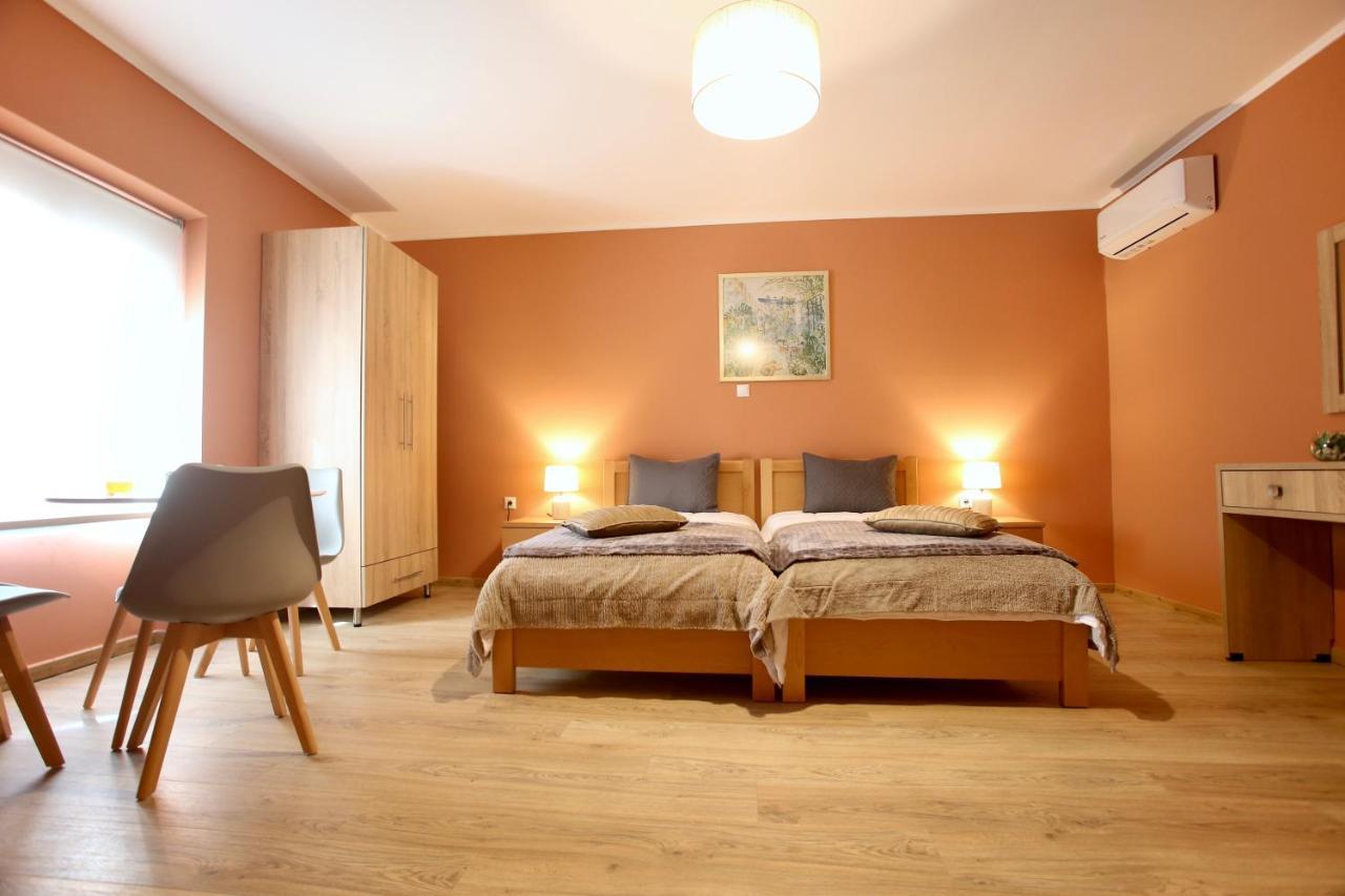 Gk Mediterranean Village - Airport Free Shuttle By Gk Properties Markópoulon Eksteriør billede